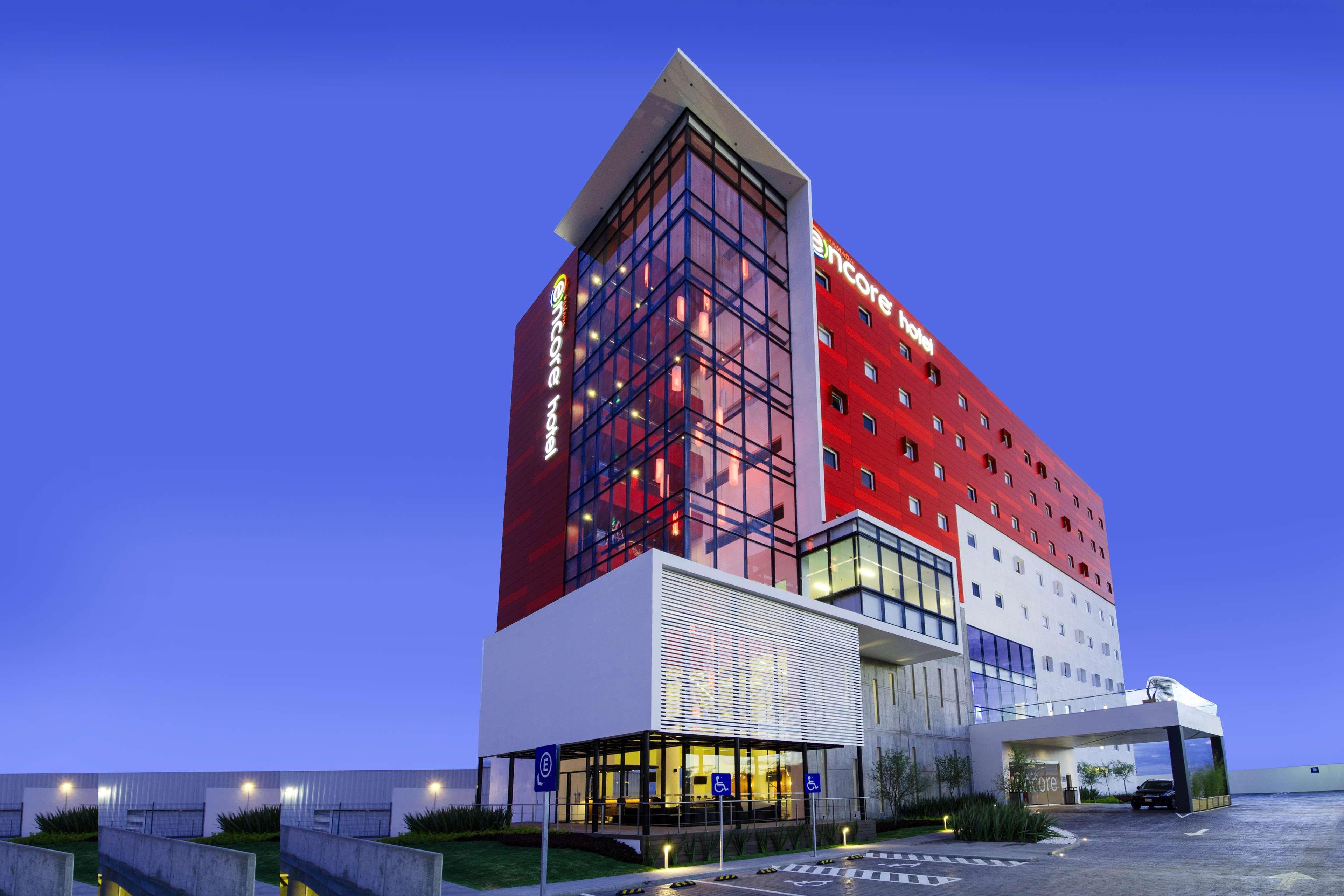 Ramada Encore By Wyndham Aguascalientes Exterior foto