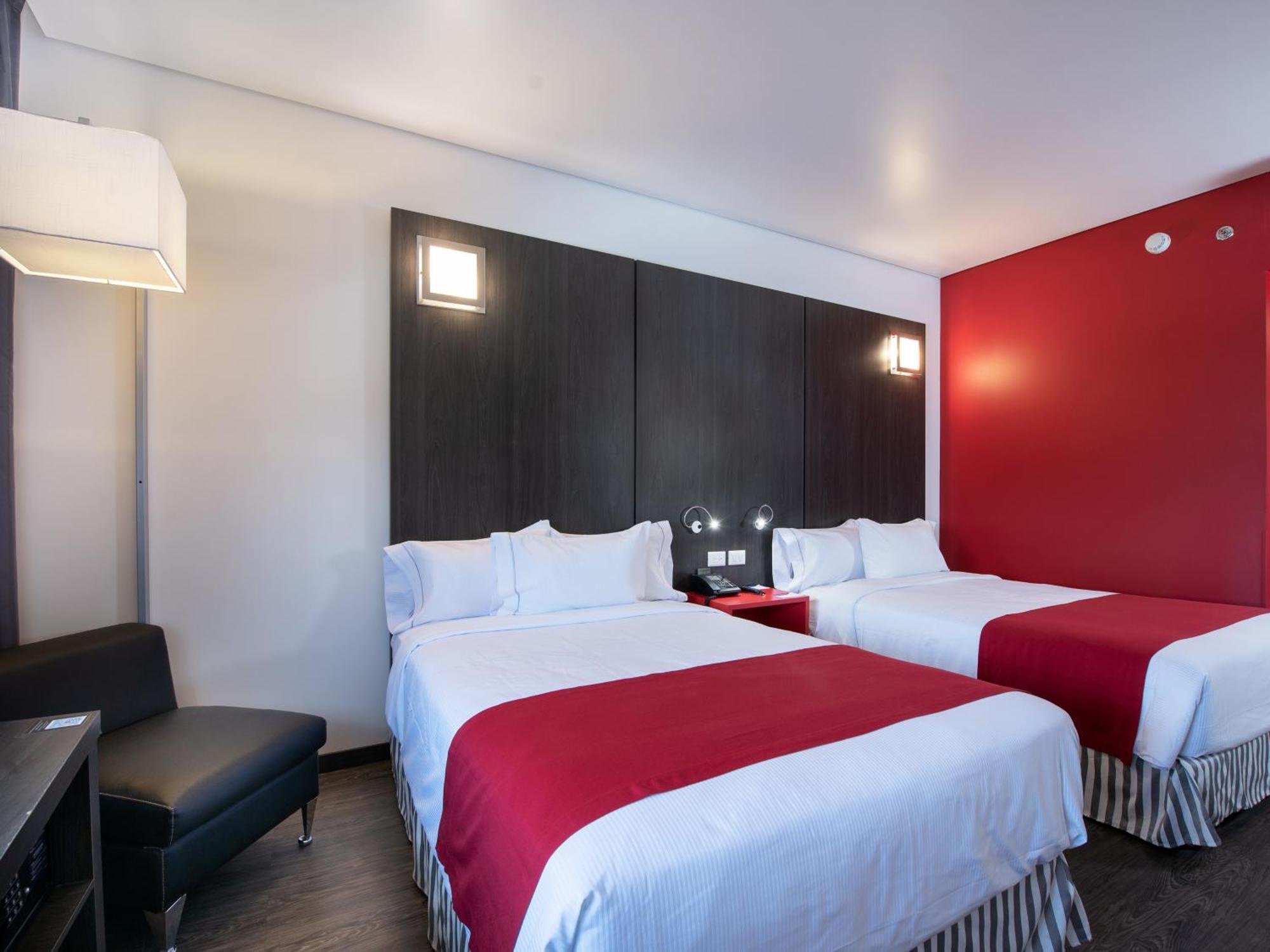 Ramada Encore By Wyndham Aguascalientes Exterior foto